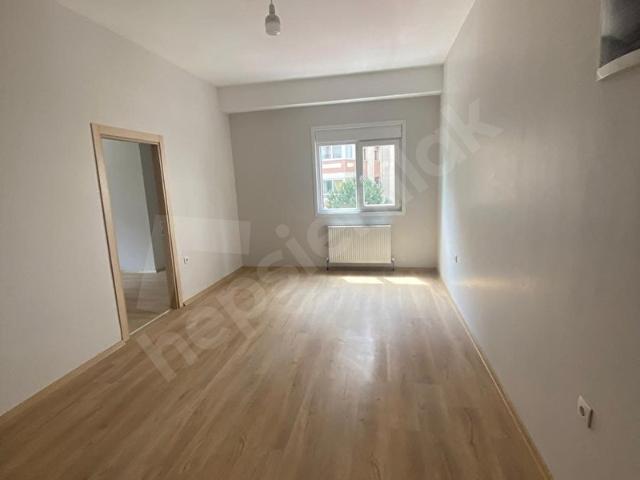 MİRHAN'DAN KIZILAY BULVARINDA AYRI MUTFAKLI KULLANIŞLI 1+1 DAİRE