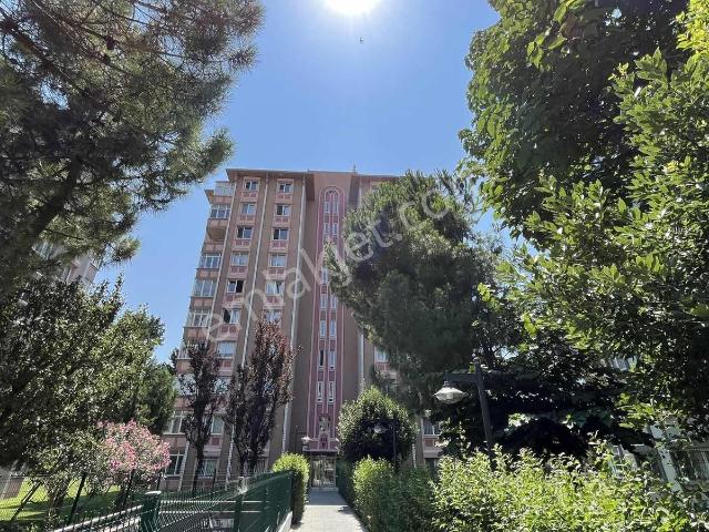 Mimaroba Emlak Bankası 3.kısımda Ful Tadilatlı 3+1 Satılık Daire