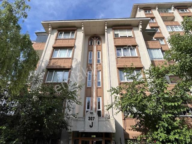 Mimaroba Emlak Bankası Konutları 3.kısımda Satılık 3+1 Daire