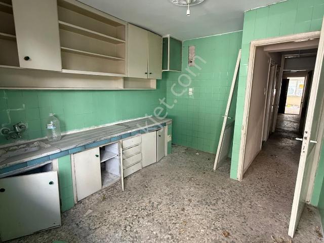 mimarsinan Mahallesi ✅3+1 140 M2 5 Katlının Zemin Katı