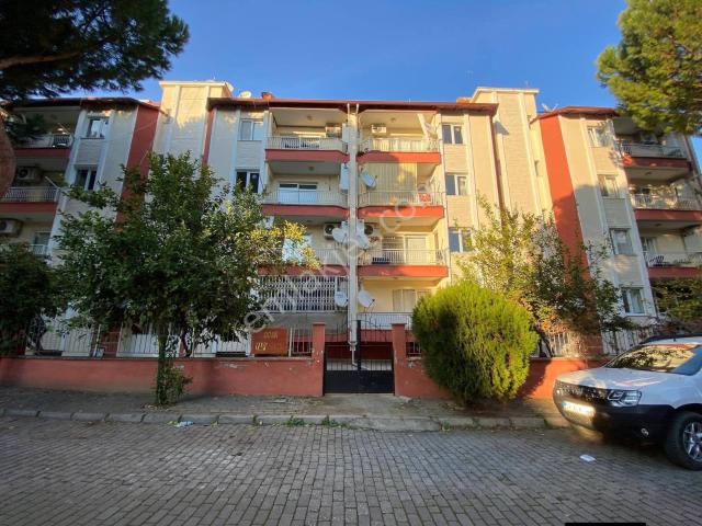 Mimarsinan Mahallesi'nde Arakat Doğalgazlı Satılık 3+1 Daire