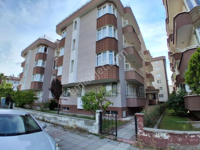 Mimarsinan Ana Yola 1 Sokak Mesafede Satılık 3+1