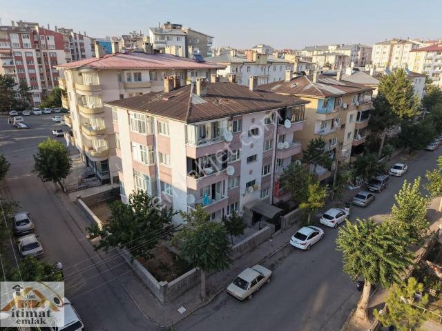 Mimarsinan'da Satılık Fırsat Daire: 3+1, 110m², Cam Balkonlu