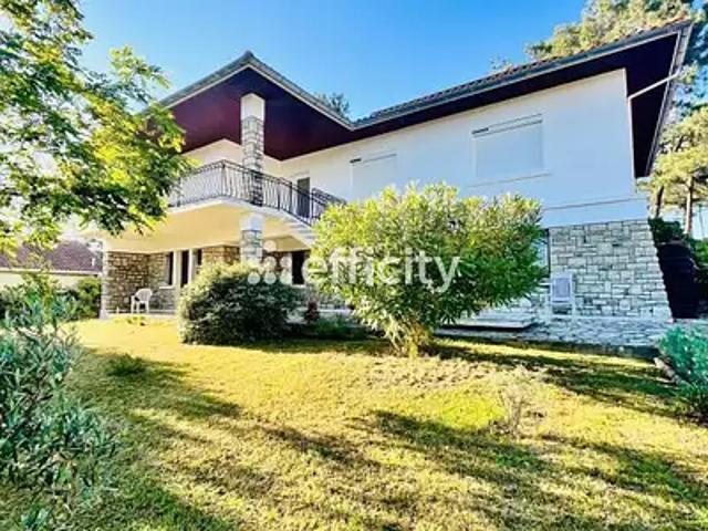 Mimizan 40200 Achat / Vente maison 8 pièces t8 jardin terrasse