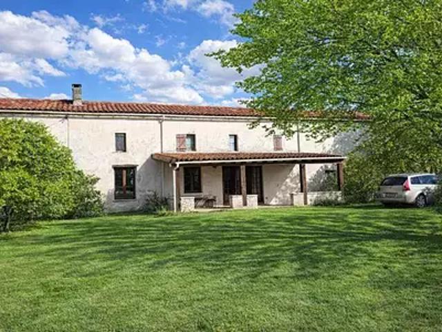 Minzac 24610 Achat / Vente maison 5 pièces t5 au dernier étage