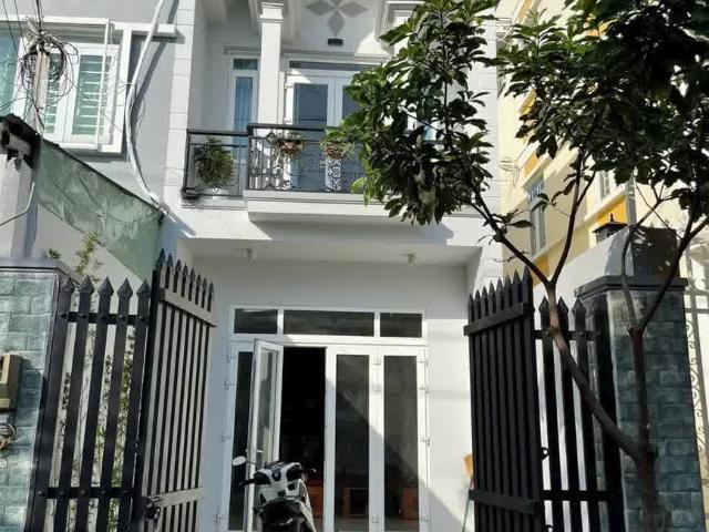 Mình Cần Bán Nhà Hẻm Xe Hơi, Nhà Xây 2 Tầng 100M2 Vừa Bỏ Quy Hoạch Treo