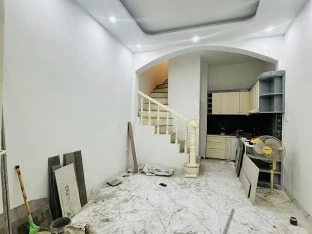 Minh Khai 25m *5 tầng nhà mới, giá 4.28 tỷ có thương lượng sổ đỏ chính chủ