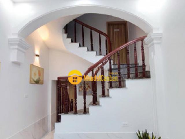 Minh khai full nội thất, ngõ to thông các ngả, dt 35m 7pn giá 7.1 tỷ sđcc