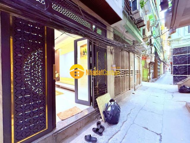 Minh khai nhà mới ở luôn, ngõ thông tứ phía, dt 38m giá 7.5 tỷ sđcc