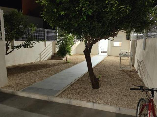 MINI ESTUDIO GASTOS INCLUIDOS UCAM