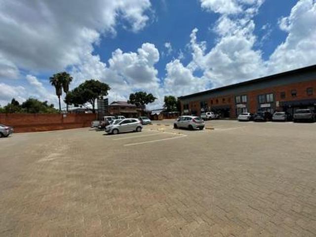 mini factory / warehouse to let in h.