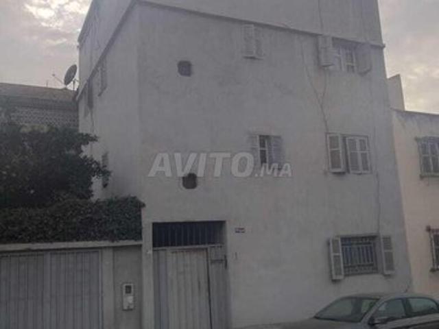 Mini Villa par triplex à vendre 288 m² Casablanca