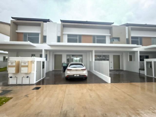 Mio Spring Terrace House Gamuda Cove For Rent