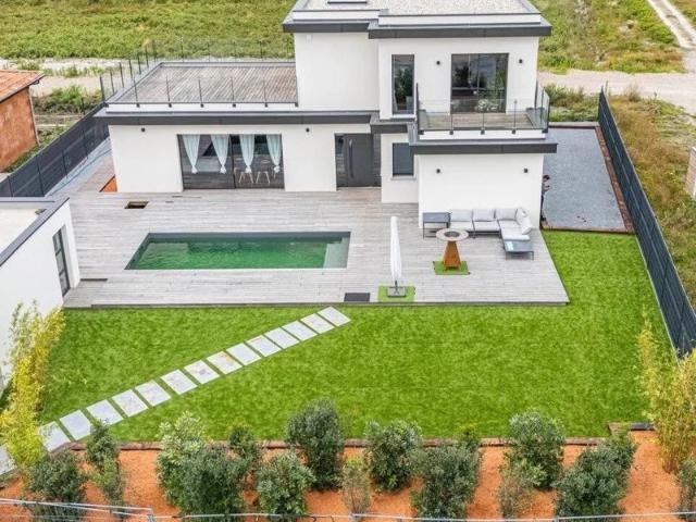 MIOS VILLA 170M² T5 PISCINE GARAGE