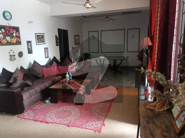 Mian brothers offer defence phase 1 luxury 12 marla basement house with specious 5 bedrooms for sale almost final 4,05,00,000 original pictures