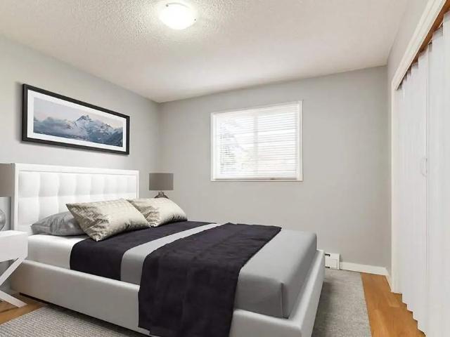 Michael Manor 1 Bedroom Apartment for Rent at 11825 101 St Nw, Edmonton, AB T5G 2B6 Westwood