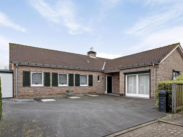 Michiel de Ruijterstraat 28, 4587EL, Kloosterzande, Zeeland 4587EL