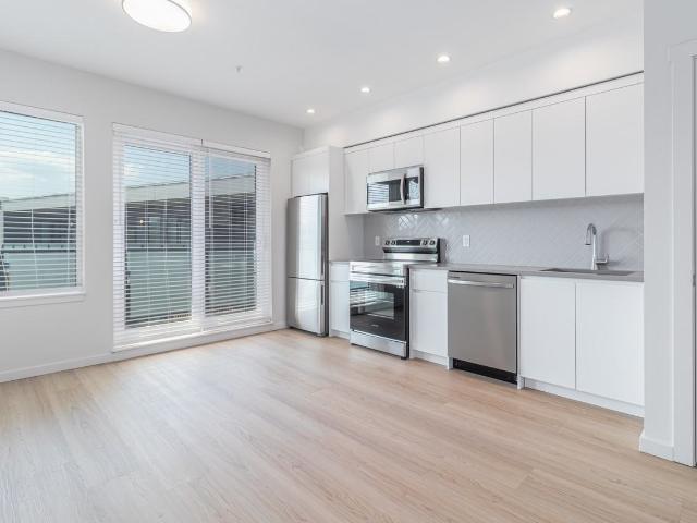 Midtown 1 Bedroom Apartment for Rent at 1960 Underhill St, Kelowna, BC V1X 0C4 Baron Road
