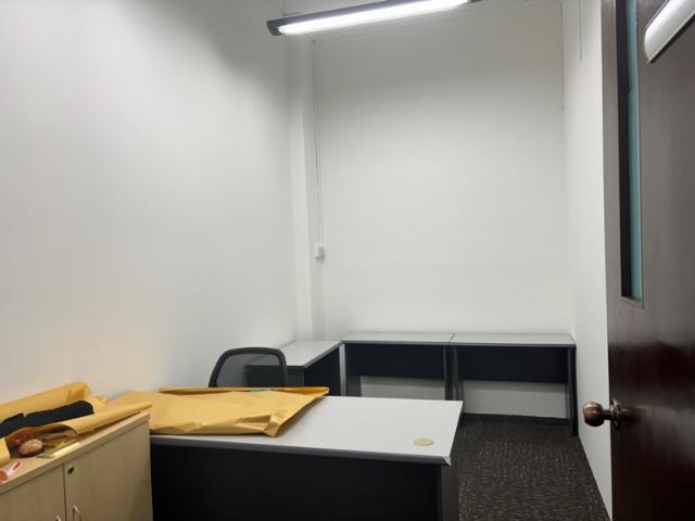 Midview City Room Rental, $1,000, 1 Bed 100 sqft $10.00 psf