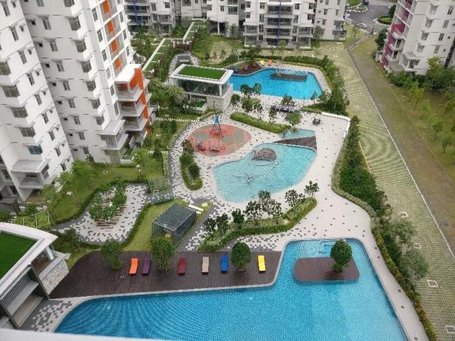 Mid Field Sg Besi Easy Access Salak South Mid Valley KL City 2cp SALE