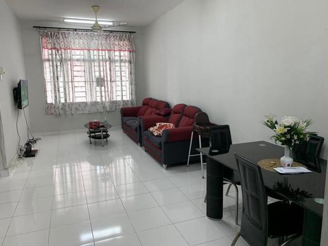 Mid Floor Face Kwasa Damansara Renovated Very Well Kept Unit