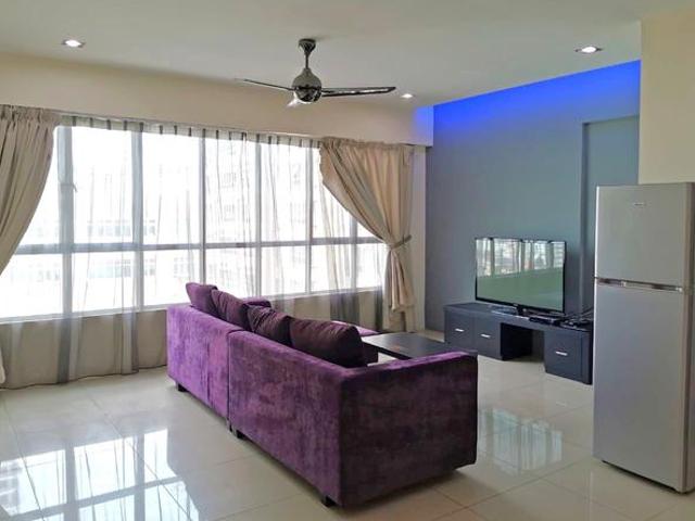 Mid floor with pool view movein condition