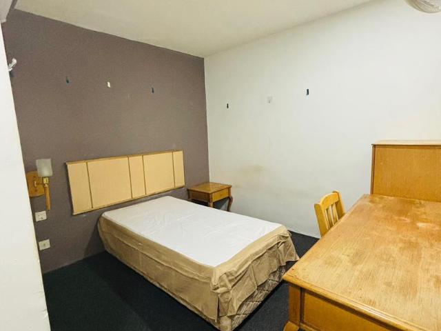 MID YEAR PROMO Zero Deposit Single Room for Rent near Bandar Puchong Jaya