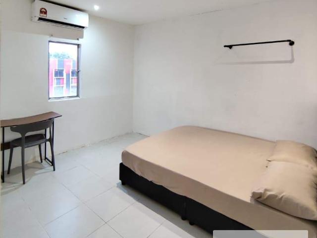 MID YEAR Promo Affordable & Fully Furnished Room at SS3 Kelana Jaya near Paradigm mall