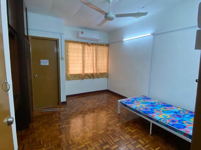 MID YEAR PROMO Middle Room Near Starling Mall at Petaling Jaya