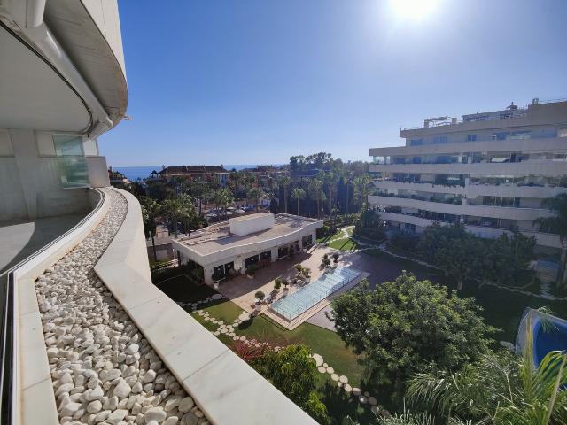Middle Floor Apartment Marbella