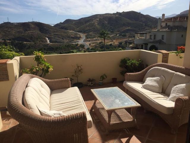 Middle Floor Apartment · Benahavís