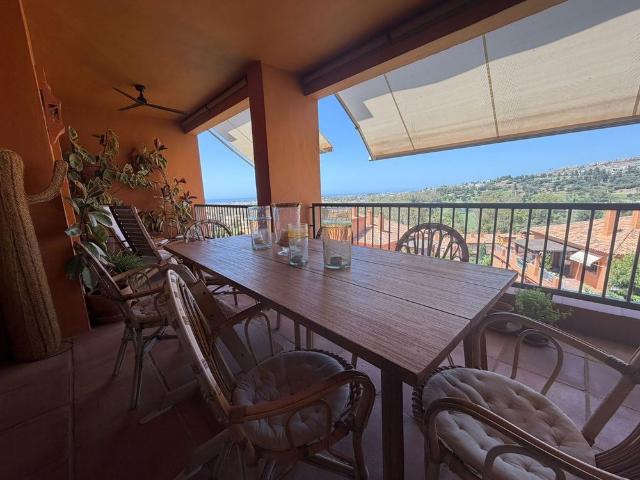 Middle Floor Apartment · Benahavís