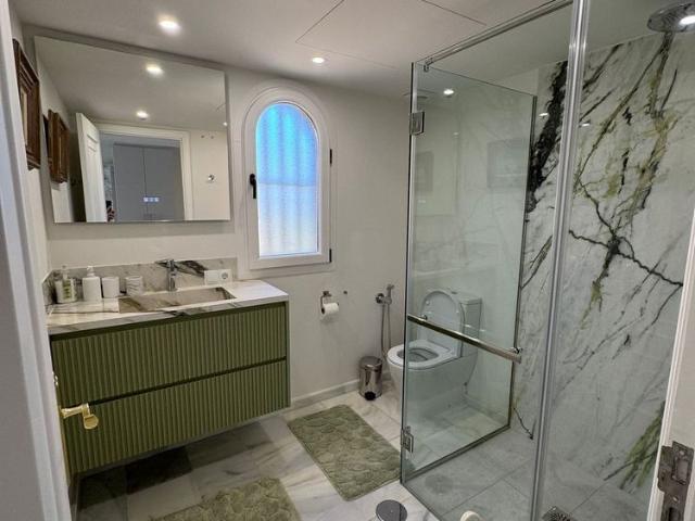 Middle Floor Apartment · Estepona
