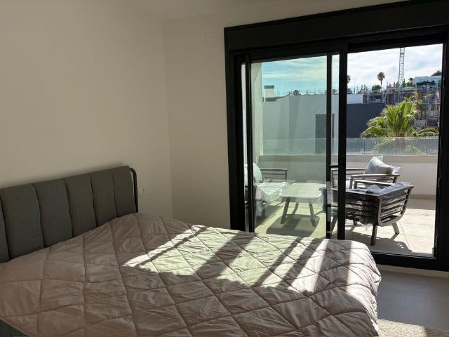 Middle Floor Apartment · Estepona