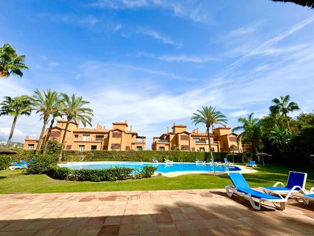 Middle Floor Apartment Estepona