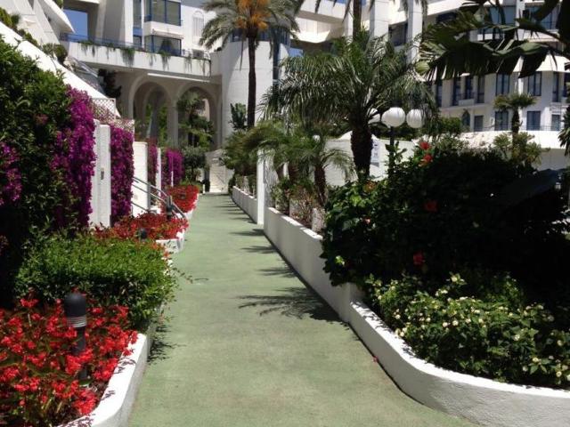 Middle Floor Apartment in Marbella