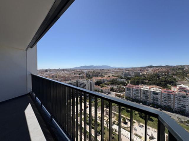 Middle Floor Apartment in Martiricos
