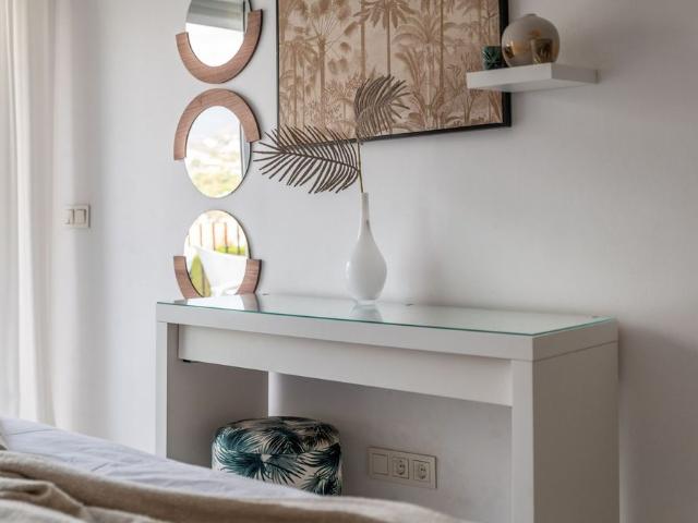 Middle Floor Apartment in Nueva Andalucía