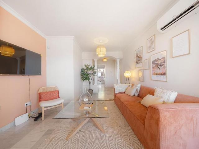 Middle Floor Apartment in Nueva Andalucía