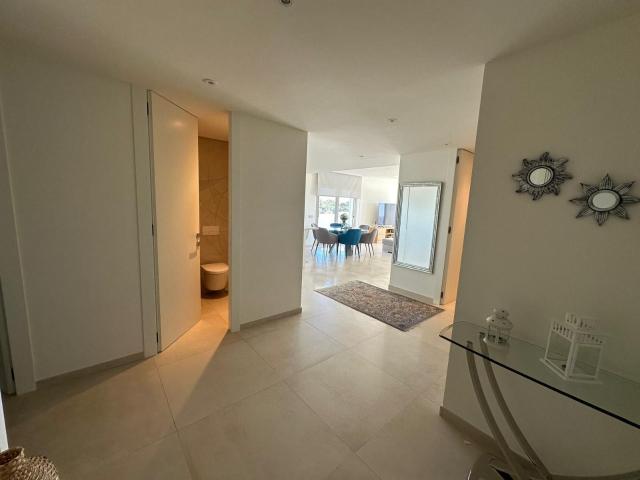 Middle Floor Apartment in Nueva Andalucía