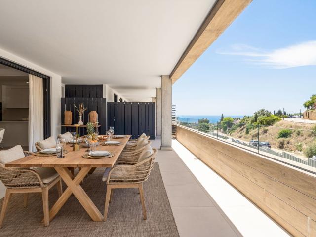 Middle Floor Apartment in Altos de los Monteros