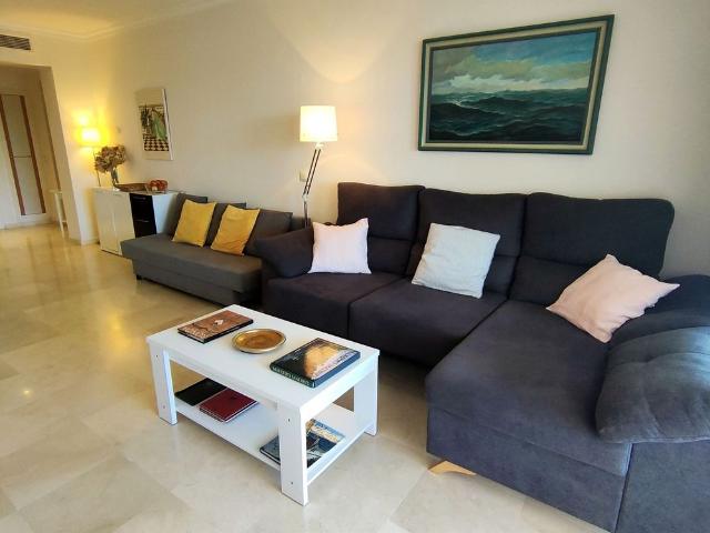 Middle Floor Apartment in Benahavís