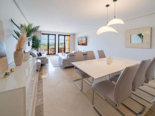 Middle Floor Apartment in Benahavís