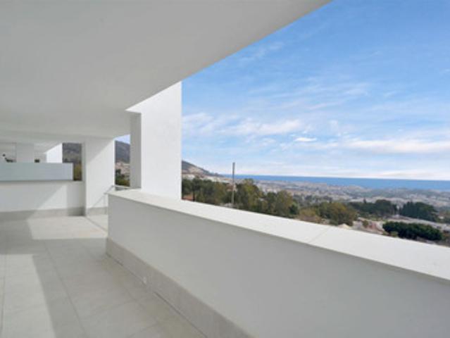 Middle Floor Apartment in Benalmadena