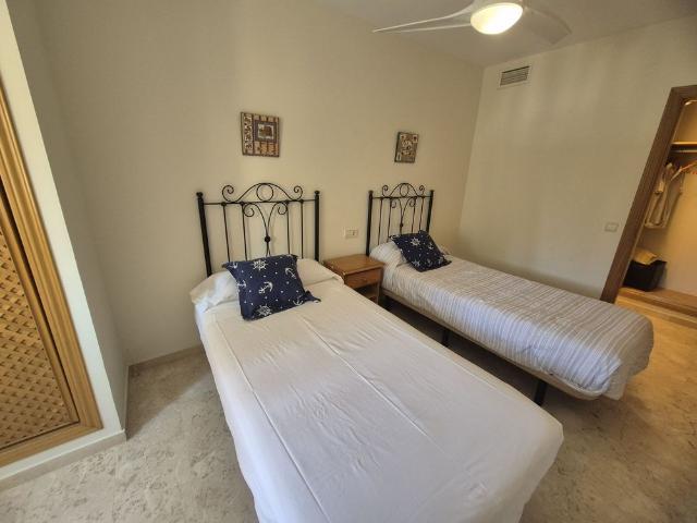 Middle Floor Apartment in Costalita