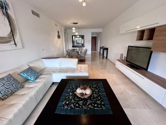 Middle Floor Apartment in El Paraiso