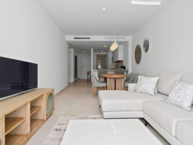 Middle Floor Apartment in Elviria