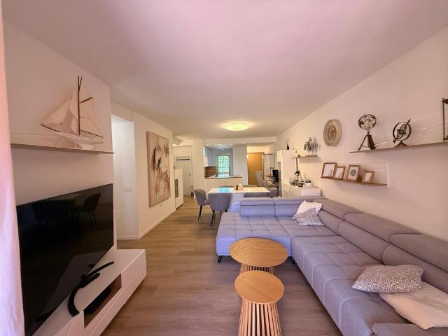 Middle Floor Apartment in Estepona