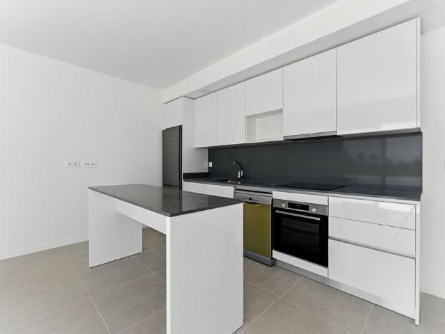 Middle Floor Apartment in Estepona