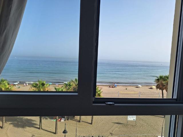 Middle Floor Apartment in Estepona